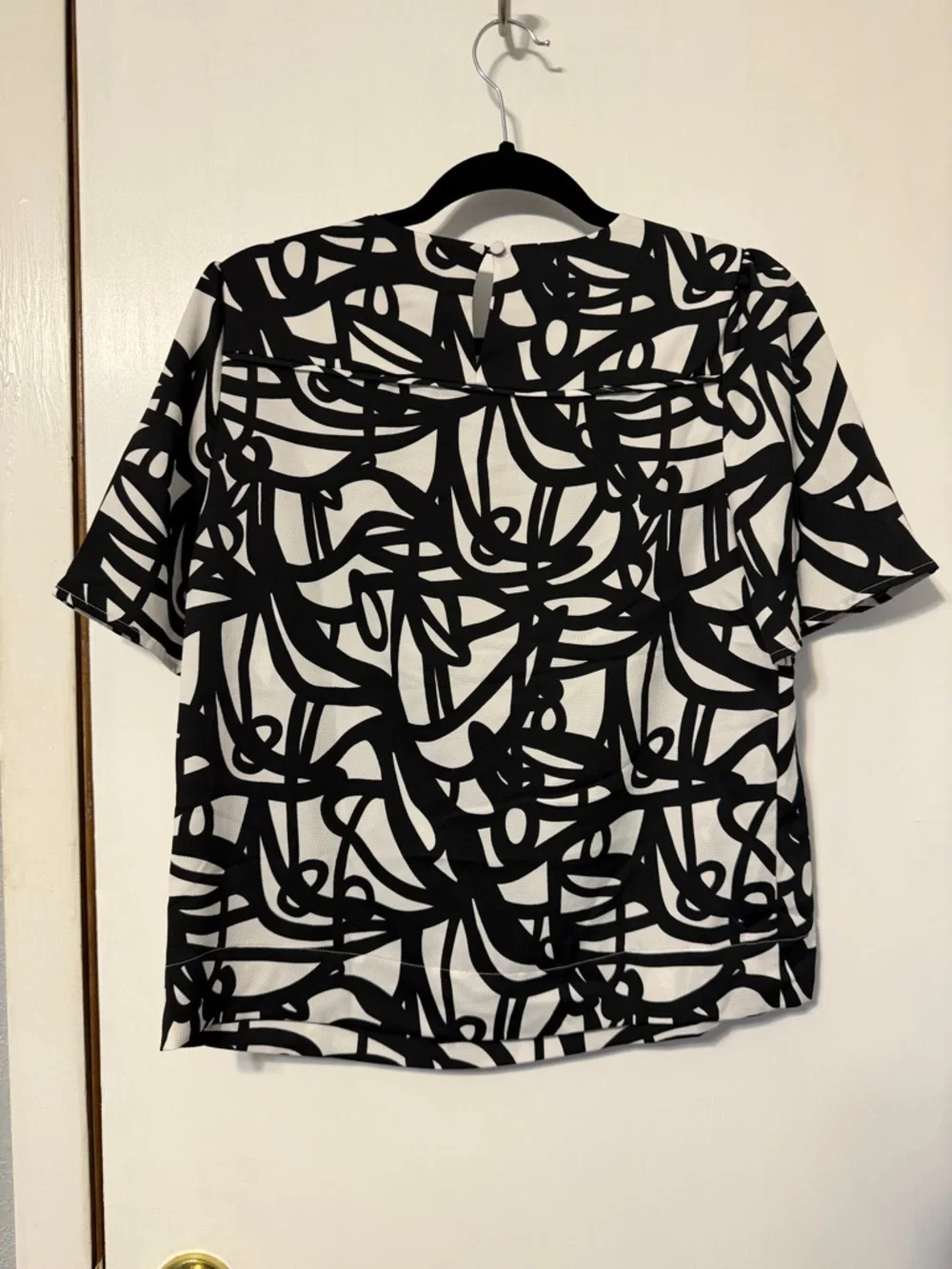 J. Crew Black and White Abstract Short Sleeve Blouse